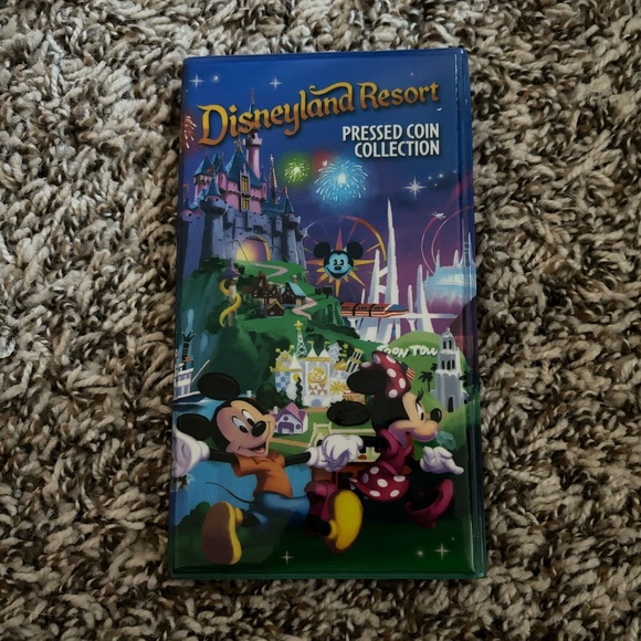 Disneyland Resort Pressed Coin Collection Book - Picture 1 of 5